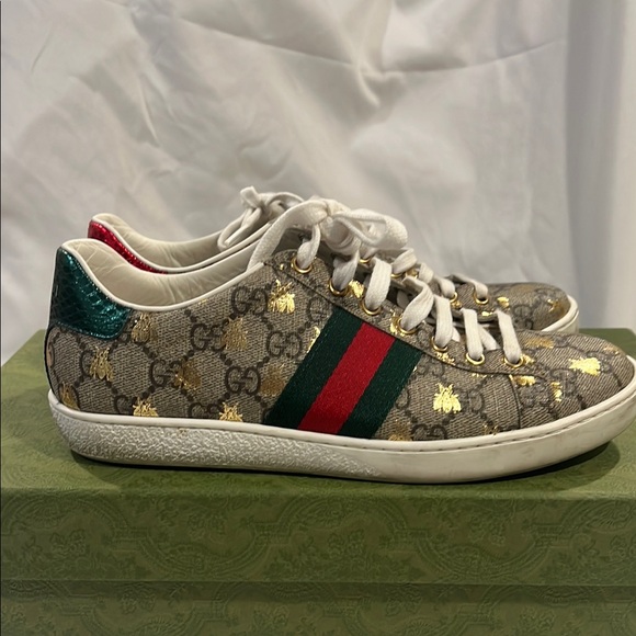 WOMEN'S GUCCI ACE SNEAKER WITH BEES - Picture 4 of 6